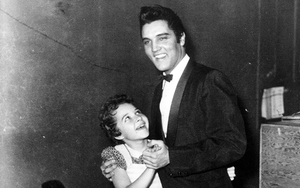 Ca khúc 'Rockin' Around The Chrismas Tree': Phép màu của một giai điệu đẹp