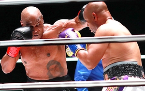 Mike Tyson hòa Roy Jones Jr. trong ngày tái xuất