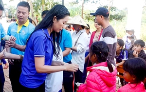 NSƯT Trịnh Kim Chi: Hương sắc bền lâu trong vườn hoa nghệ thuật