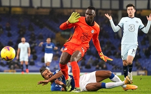 Chelsea: Trở về mặt đất ở Goodison Park