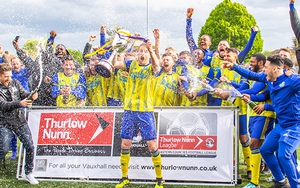 Có một đội bóng kì lạ với cái tên Hashtag United