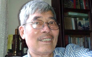 Hà Đình Cẩn - Tác giả những bài Tiếng Việt về rừng và biển