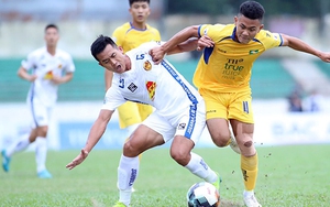 Quảng Nam FC 'còn nước còn tát'