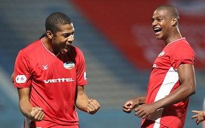 Bóng đá Việt Nam vào vụ