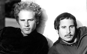 'Scarborough Fair': Chuyện tình 'lá diêu bông' hay 'đồi sim tím'?