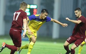 HLV Park Hang Seo thử sức trò cưng của 'phù thủy' Philippe Troussier