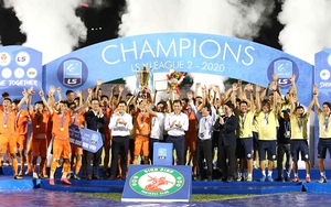 Bóng đá miền Trung xuống và lên