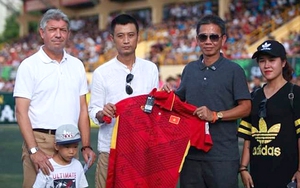 Từ chuyện Văn Hậu đến việc của người đại diện