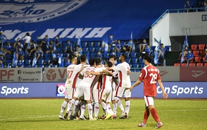 Bóng đá Việt lại ‘bình thường mới’