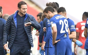 Lampard đã giúp Chelsea hạ MU thế nào?