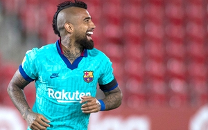 Arturo Vidal vẫn còn quan trọng với Barca