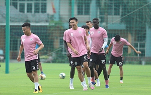 Các CLB V-League hội quân và chờ đợi