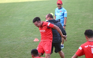HLV Park Hang Seo còn mệt với U22 Việt Nam