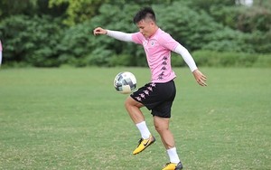 Giấc mơ Quang Hải từ bài học Văn Hậu