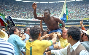 Brazil ở World Cup 1970: Những người mang trái bóng tới Mặt trăng