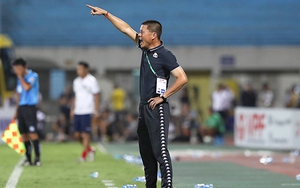 Bóng lăn trong tuần: Trên cao là gió