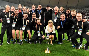 Liverpool vô địch Ngoại hạng Anh sau 30 năm: Những người hùng thầm lặng