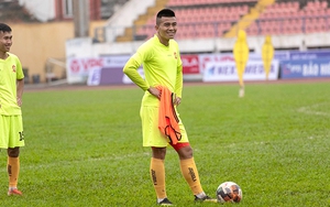 Cựu tuyển thủ Phạm Mạnh Hùng: 'Ủng hộ phương án V-League 2020 thi đấu tập trung tại một địa điểm'