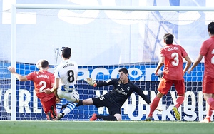 Sau 20 năm, Real mới tệ thế này