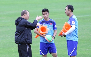 HLV Phan Thanh Hùng: 'Khó cho ông Park Hang Seo đấy'