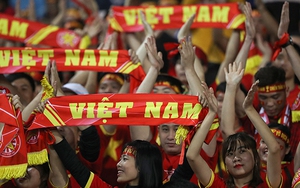 Chuyện lạ bóng đá Việt Nam: Đừng để mất niềm tin!