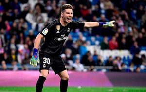 Con trai Zidane bắt chính cho Real: Nhờ tài năng hay thân quen?