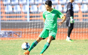 Cầu thủ Cần Thơ đá phản lưới là do lỗi kỹ thuật?