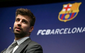 Barcelona: Căng thẳng từ màn khoe của của Gerard Pique