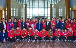 Xuân thêm nồng với bóng đá Việt Nam