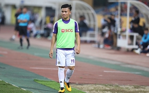 Hà Nội FC 'đau đầu' với Quang Hải