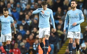 Man City: Gã khổng lồ của Pep Guardiola đang suy kiệt