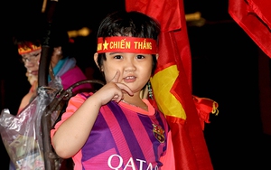 Tuyển Việt Nam vui trọn đêm nay...