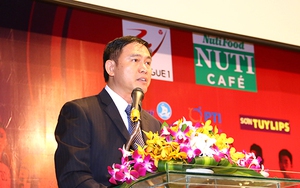 Chủ tịch HĐQT VPF: ‘V-League mới chỉ đẹp dưới góc độ truyền thông!’