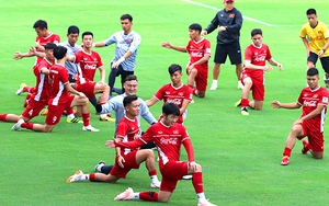 Tuyển Việt Nam rèn chiến thuật đấu Incheon United