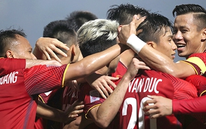 Tuyển Việt Nam sạch lưới: Không phải quà trên trời rơi xuống