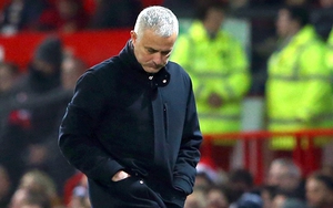M.U của Mourinho quá tệ, có bù giờ… 44 phút cũng vô vọng