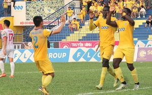 Thắng 5 sao, FLC Thanh Hóa về lại TOP 3