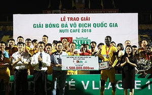 'Người hùng' Rimario và ngôi á quân cho FLC Thanh Hóa