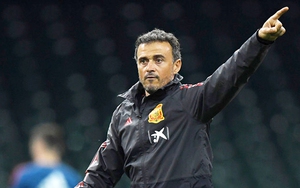 Tây Ban Nha: Luis Enrique và cuộc chiến chống chủ nghĩa công thần