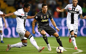 Juventus vẫn đợi chờ Ronaldo...