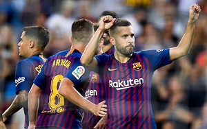 Jordi Alba đang là vấn đề của Barca