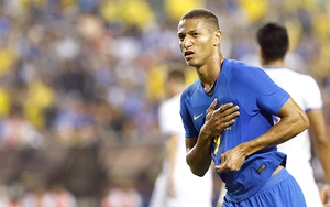 'Cơn gió lạ' của đội tuyển Brazil: Richarlison mới chỉ... chào sân
