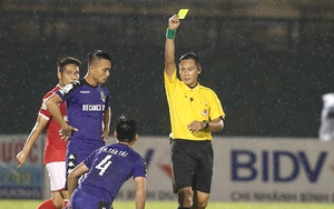Trọng tài hãy cẩn thận 'củi lửa'