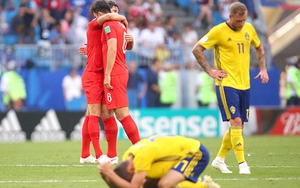 Đoản khúc World Cup: 'Bỏ anh để mà đi chăng, Hãy nói với anh rằng không!'