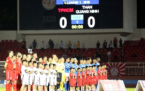 'Thắt lòng' với thầy trò HLV Miura