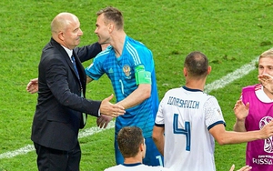 Đoản khúc World Cup: ‘Những con ngựa xanh trên thảm cỏ đỏ’