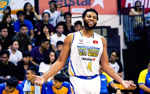 Quinton Doggett - Chàng trung phong lạ lùng