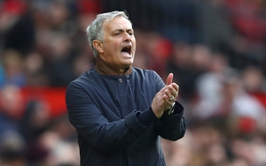 Jose Mourinho cần học Sir Alex để bớt khắc nghiệt hơn