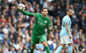 Ở Etihad, Ederson là hiện tại và tương lai
