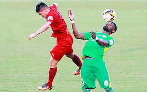 Đội bóng của bầu Đại lại có biến